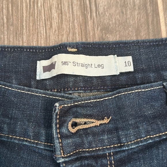 Levi’s Straight Leg Jeans - Picture 3 of 7